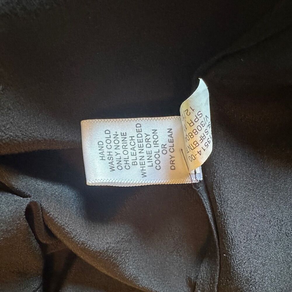 Banana Republic silk ruffle tank - size S - Picture 8 of 8